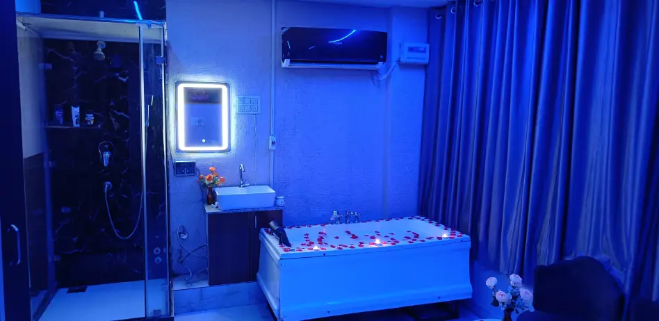 Jacuzzi and luxury wellness ambience in Gurgaon